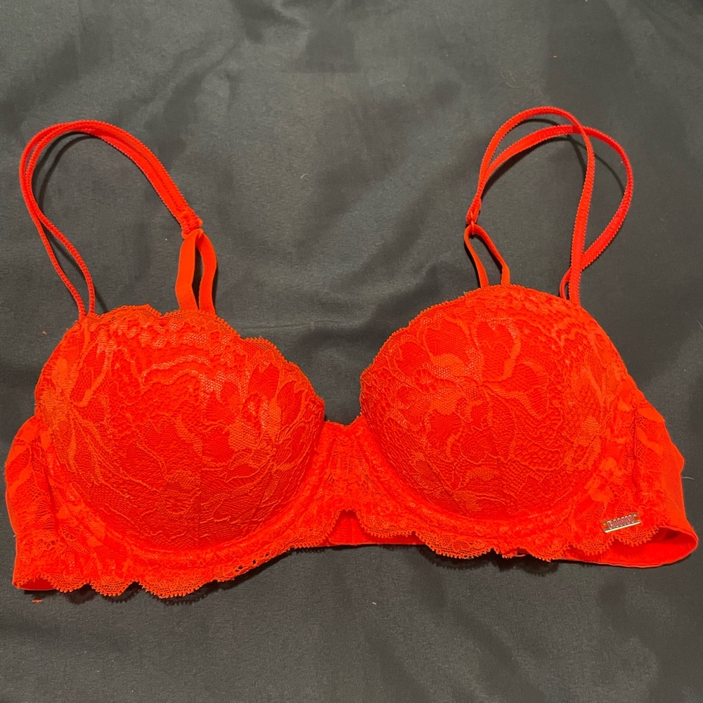 NWOT Pink Victoria’s Secret Strappy Date Push Up Bra